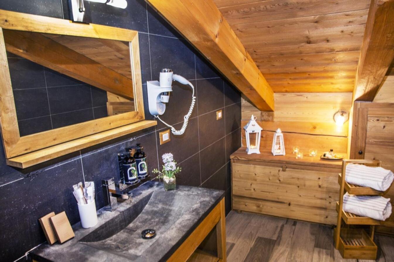 Bijoux Des Alpes - Mont Blanc Village La Salle Kültér fotó