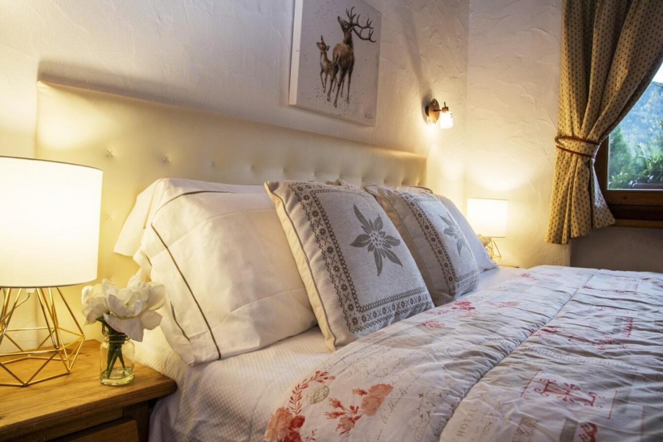 Bijoux Des Alpes - Mont Blanc Village La Salle Szoba fotó
