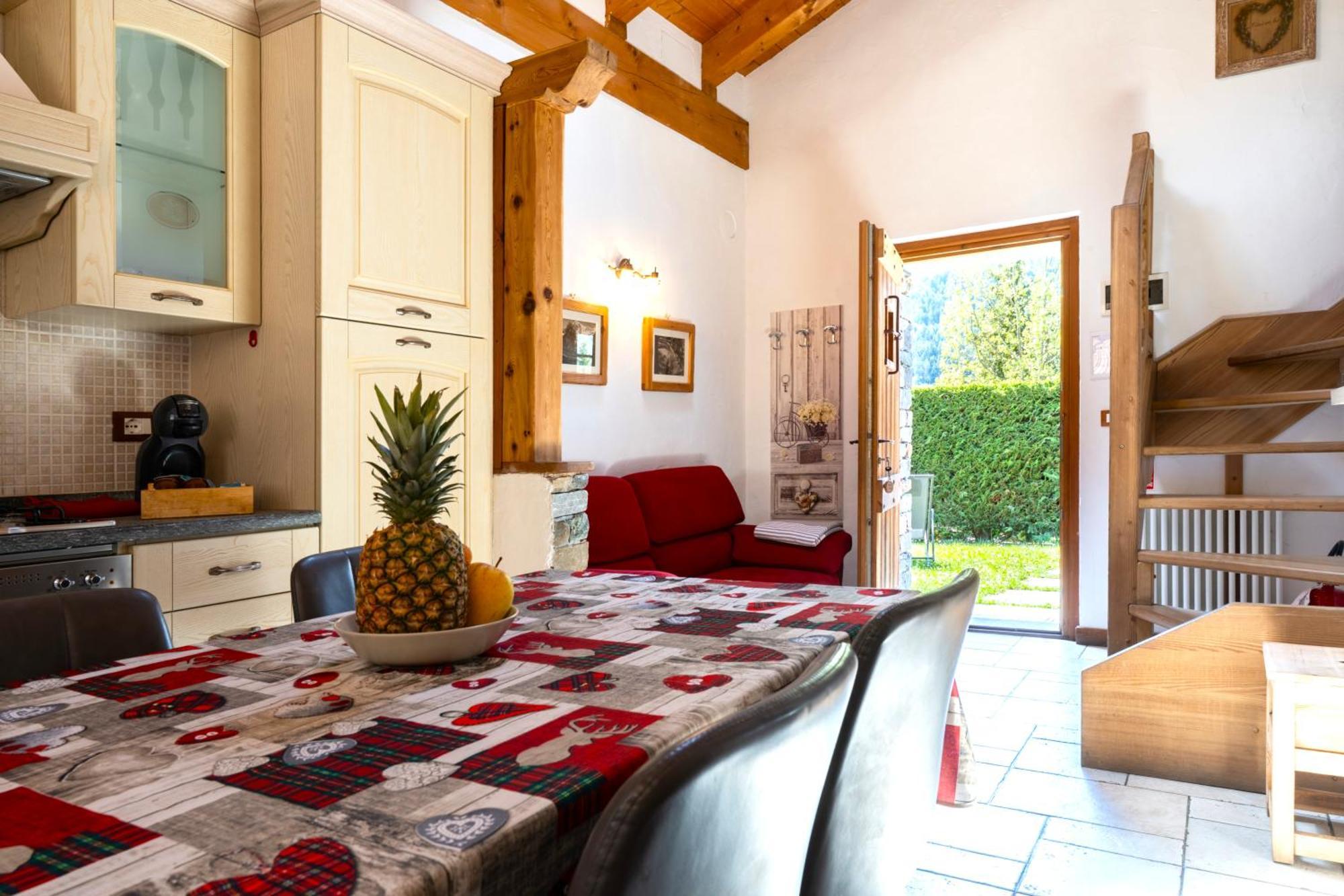 Bijoux Des Alpes - Mont Blanc Village La Salle Kültér fotó